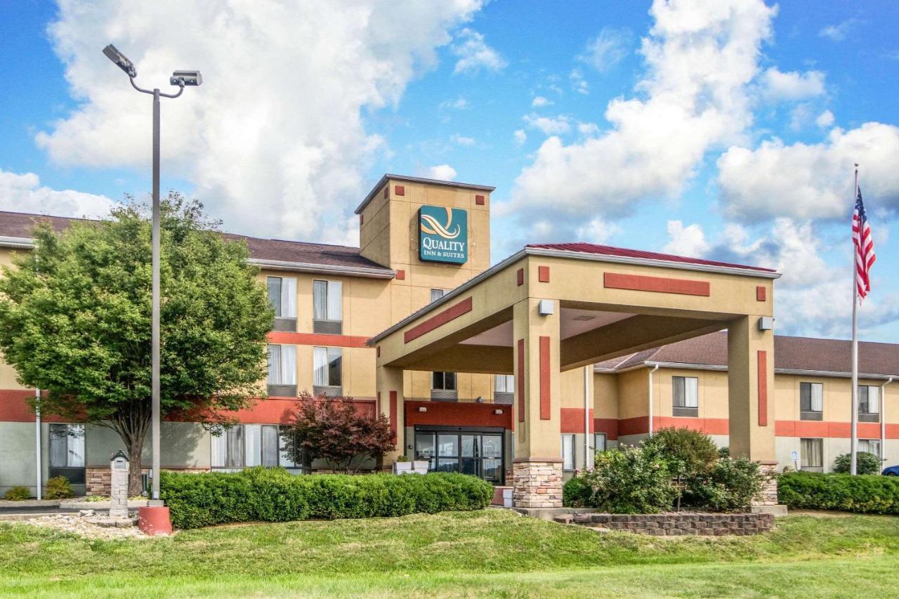Quality Inn & Suites Лоурънсбърг Екстериор снимка